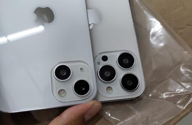 桑日苹果手机维修分享iPhone 13‌机模长什么样 